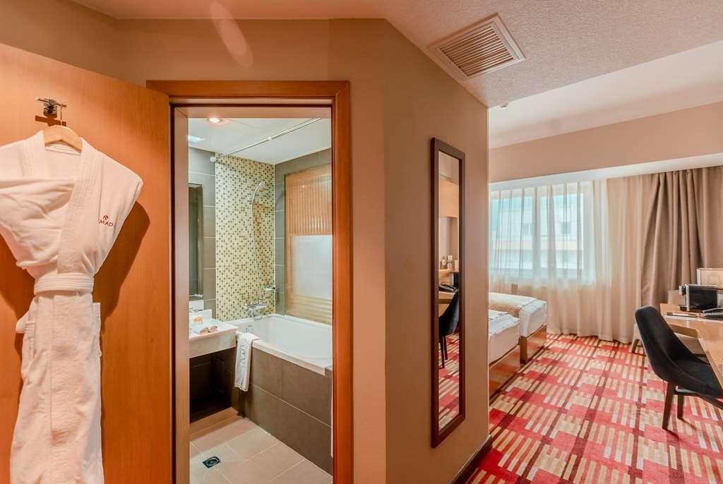 Ramada Ulaanbaatar City Center Bilik gambar